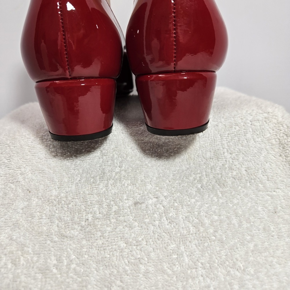 Salvatore Ferragamo Vara Bow Red Patent Leather Pumps Heels Shoes Womens Size 9 - Picture 12 of 15